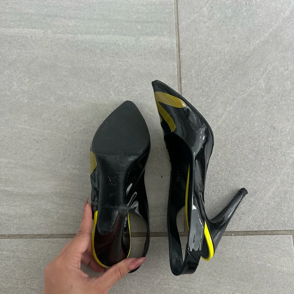 Vintage Louis Vuitton Graffiti Black & Yellow Pointed Slingback High Heels - Picture 3 of 6